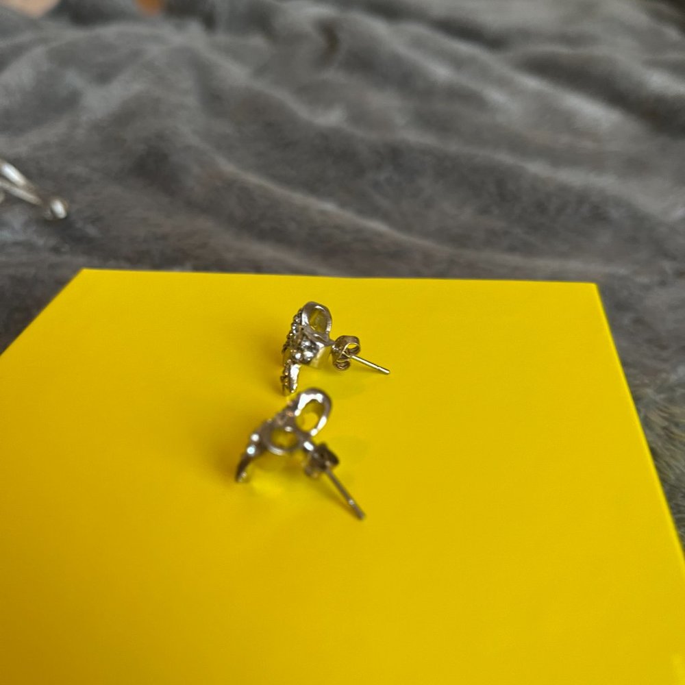 Vintage Rhinestone Bow Earring Set, Silver - Picture 3 of 5